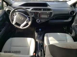2016 Toyota Prius One z VIN JTDKDTB34G1136173, wystawiony jako Copart lot #58440695 z przebiegiem 252 593 mil mil oraz Czysty tytuł • Clean title. Historia ofert i sprzedaży dostępna na DreamBid. Obrazek 8.