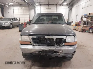 2000 Ford Ranger XLT with VIN 1FTZR15X2YPB86720, listed as a IAAI auction lot 41501141 with 211,794 mi miles. Bid and sale history available at carsss.com. Image 12.