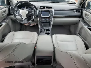 2015 Toyota Camry XLE z VIN 4T1BF1FK3FU939355, wystawiony jako Copart lot #56998335 z przebiegiem 108 689 mil mil oraz Szkoda całkowita • Salvage title. Historia ofert i sprzedaży dostępna na DreamBid. Obrazek 8.
