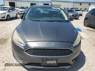 2017 Ford Focus SE with VIN 1FADP3F25HL304853, listed as a Copart auction lot 61210085 with 41,651 mi miles and Salvage title. Bid and sale history available at DreamBid. Image 5.