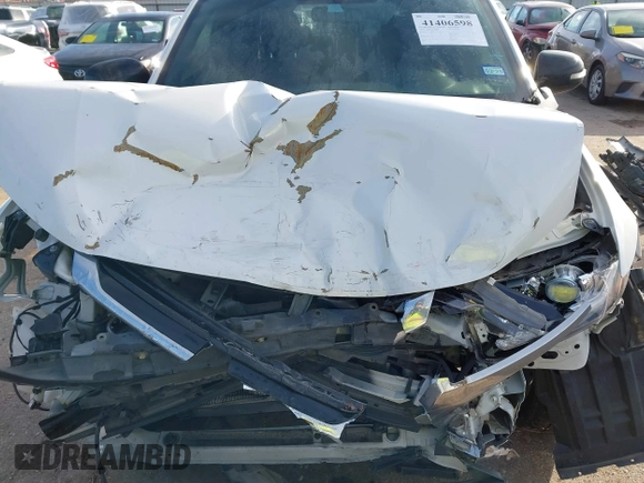 2018 Mitsubishi Outlander SE with VIN JA4AD3A38JZ051403, listed as a IAAI auction lot 41406598 with 116,190 mi miles and . Bid and sale history available at DreamBid. Image 10.