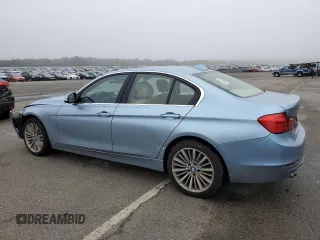 2014 BMW 3 Series 328i xDrive z VIN WBA3B5C58EP542888, wystawiony jako Copart lot #59136015 z przebiegiem 77 954 mil mil oraz Szkoda całkowita • Salvage title. Historia ofert i sprzedaży dostępna na DreamBid. Obrazek 2.