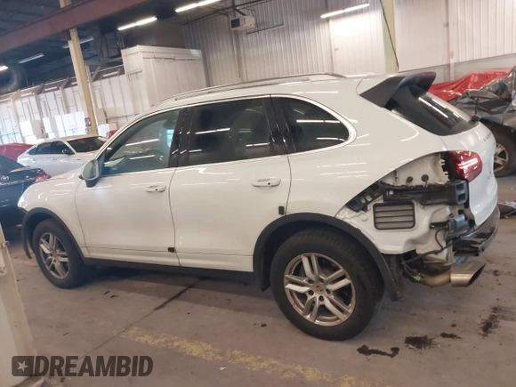 2016 Porsche Cayenne with VIN WP1AA2A26GLA10357, listed as a IAAI auction lot 41370956 with 96,026 mi miles. Bid and sale history available at carsss.com. Image 15.
