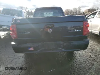 2011 Dodge Dakota z VIN 1D7RW2BK3BS602758, wystawiony jako Copart lot #85288074 z przebiegiem 138 473 mil mil oraz Szkoda całkowita • Salvage title. Historia ofert i sprzedaży dostępna na DreamBid. Obrazek 6.