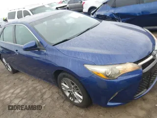 2015 Toyota Camry XLE z VIN 4T1BF1FK8FU894557, wystawiony jako IAAI lot #41903623 z przebiegiem 141 147 mil mil oraz . Historia ofert i sprzedaży dostępna na DreamBid. Obrazek 1.