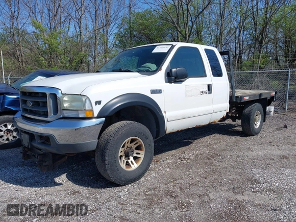 2003 Ford F-350 XL with VIN 1FTSX31S13EB86208, listed as a IAAI auction lot 41940182 with 210,042 mi miles and . Bid and sale history available at DreamBid. Image 2.