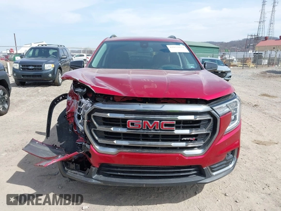 2024 GMC Terrain AT4 with VIN 3GKALYEG1RL243143, listed as a IAAI auction lot 41833979 with 32,621 mi miles and . Bid and sale history available at carsss.com. Image 13.