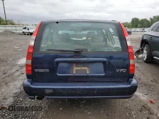 1998 Volvo V70 with VIN YV1LW5575W2504937, listed as a Copart auction lot 52700504 with Not provided miles and Salvage title. Bid and sale history available at DreamBid. Image 6.