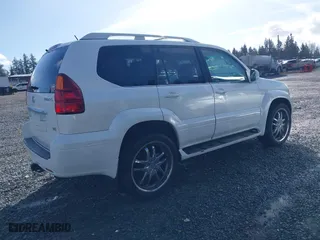 2003 Lexus GX 470 with VIN JTJBT20X330021757, listed as a IAAI auction lot 41695930 with 177,634 mi miles. Bid and sale history available at carsss.com. Image 4.