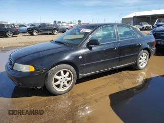1999 Audi A4 с VIN WAUCB28D2XA293962, выставлен на аукционе Copart как лот 71824124 с пробегом 164 476 миль миль и Списание • Salvage title. История ставок и продаж доступна на DreamBid. Изображение 1.