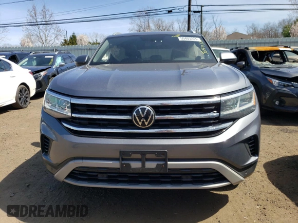2020 Volkswagen Atlas SE with VIN 1V26C2CA5LC206935, listed as a Copart auction lot 50403204 with 47,881 mi miles and . Bid and sale history available at DreamBid. Image 5.