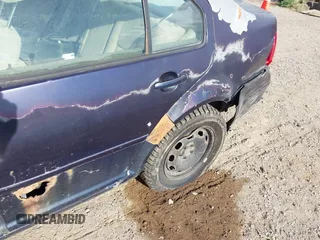 2000 Volkswagen Jetta GL z VIN 3VWRC29M0YM171403, wystawiony jako IAAI lot #42043392 z przebiegiem 237 218 mil mil oraz . Historia ofert i sprzedaży dostępna na DreamBid. Obrazek 6.