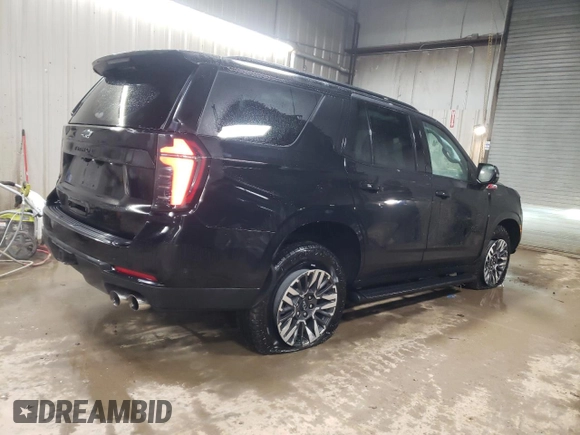 2025 Chevrolet Tahoe Z71 with VIN 1GNS6PRD8SR137179, listed as a Copart auction lot 43597705 with 1,020 mi miles and Salvage title. Bid and sale history available at DreamBid. Image 3.