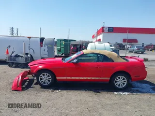 2006 Ford Mustang Standard with VIN 1ZVFT84N965234717, listed as a IAAI auction lot 41772347 with 53,356 mi miles and . Bid and sale history available at carsss.com. Image 14.