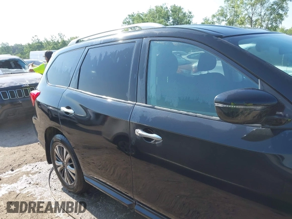 2019 Nissan Pathfinder S with VIN 5N1DR2MM1KC641946, listed as a IAAI auction lot 42591605 with 86,654 mi miles and . Bid and sale history available at DreamBid. Image 13.