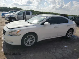 2014 Nissan Maxima SV with VIN 1N4AA5AP7EC438066, listed as a Copart auction lot 63811585 with 102,838 mi miles and Salvage title. Bid and sale history available at DreamBid. Image 1.