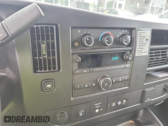 2022 Chevrolet Express Cargo с VIN 1GCWGAFP2N1259977, выставлен на аукционе IAAI как лот 42566204 с пробегом 42 647 миль миль и . История ставок и продаж доступна на DreamBid. Изображение 17.
