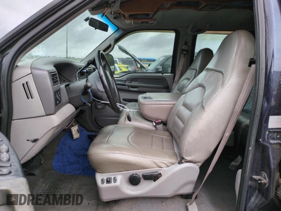 2000 Ford F-250 XL with VIN 1FTNW21FXYEC96890, listed as a Copart auction lot 74687394 with Not Provided miles and Salvage Title. Bid and sale history available at DreamBid. Image 7.