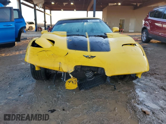2000 Chevrolet Corvette with VIN 1G1YY22G8Y5106060, listed as a Copart auction lot 85853994 with 112,138 mi miles and Salvage Title. Bid and sale history available at carsss.com. Image 5.