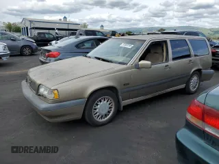 1995 Volvo 850 с VIN YV1LW5500S2156350, выставлен на аукционе Copart как лот 51953195 с пробегом 192 017 миль миль и Списание • Salvage title. История ставок и продаж доступна на DreamBid. Изображение 1.