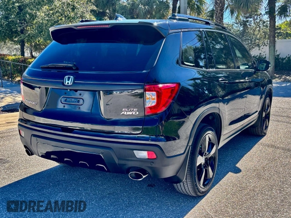 2021 Honda Passport Elite with VIN 5FNYF8H01MB013559, listed as a Copart auction lot 53684375 with 37,300 mi miles and Clean Title. Bid and sale history available at carsss.com. Image 4.