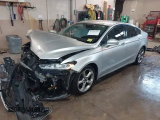 2013 Ford Fusion SE with VIN 3FA6P0HR7DR297028, listed as a IAAI auction lot 41934568 with 192,365 mi miles. Bid and sale history available at carsss.com. Image 17.
