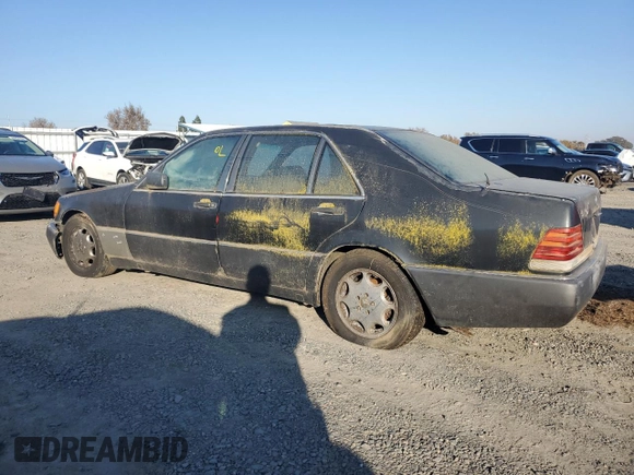 1994 Mercedes-Benz S with VIN WDBGA51EXRA151565, listed as a Copart auction lot 83085464 with 217,188 mi miles and Clean Title. Bid and sale history available at DreamBid. Image 2.