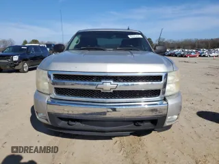 2007 Chevrolet Silverado 1500 LT w/1LT with VIN 2GCEC19J371607233, listed as a Copart auction lot 43325445 with 211,783 mi miles and Salvage Title. Bid and sale history available at carsss.com. Image 5.
