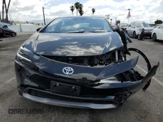 2023 Toyota Prius LE z VIN JTDACAAUXP3005928, wystawiony jako Copart lot #56358905 z przebiegiem 38 417 mil mil oraz Szkoda całkowita • Salvage title. Historia ofert i sprzedaży dostępna na DreamBid. Obrazek 5.