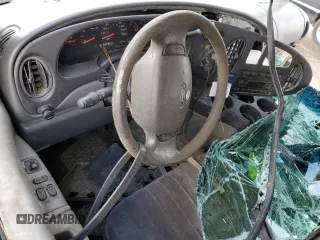 2007 Ford Econoline Passenger XL with VIN 1FBNE31L77DA87212, listed as a Copart auction lot 80886604 with Not Provided miles and Salvage Title. Bid and sale history available at carsss.com. Image 8.