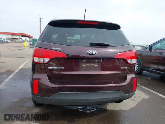 2015 Kia Sorento EX with VIN 5XYKU4A72FG628631, listed as a IAAI auction lot 41802719 with 69,888 mi miles. Bid and sale history available at carsss.com. Image 16.