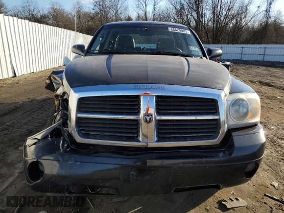 2005 Dodge Dakota SLT with VIN 1D7HE48KX5S183054, listed as a Copart auction lot 88529005 with 245,729 mi miles and Salvage Title. Bid and sale history available at DreamBid. Image 5.