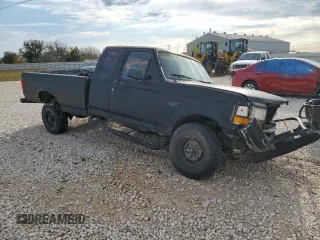 1996 Ford F-250 with VIN 1FTHX25F0TEB72558, listed as a Copart auction lot 81605404 with 0 mi miles and Non Repairable. Bid and sale history available at carsss.com. Image 4.