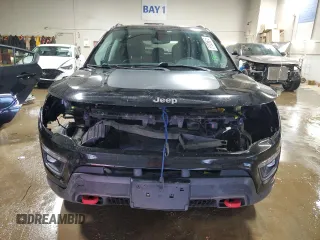 2019 Jeep Compass Trailhawk with VIN 3C4NJDDB1KT660608, listed as a Copart auction lot 51926615 with 81,047 mi miles and Salvage Title. Bid and sale history available at DreamBid. Image 5.