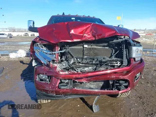 2019 Ram 2500 Laramie with VIN 3C6UR5NL8KG652913, listed as a IAAI auction lot 41611071 with 154,955 mi miles. Bid and sale history available at carsss.com. Image 6.