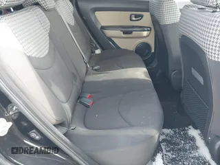 2013 Kia Soul ! with VIN KNDJT2A64D7753165, listed as a IAAI auction lot 41315398 with 105,631 mi miles. Bid and sale history available at carsss.com. Image 8.