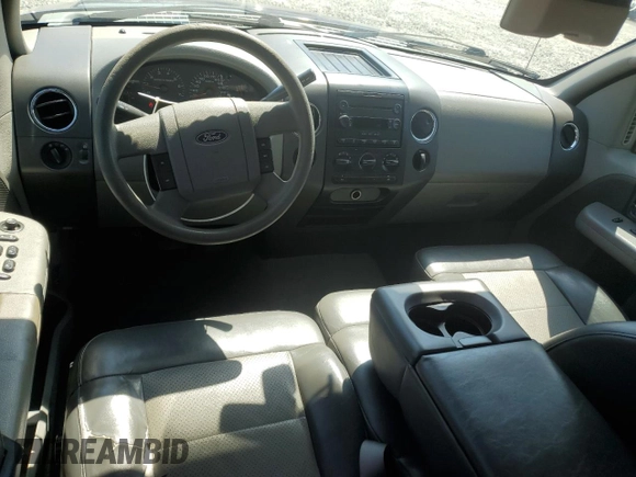 2006 Ford F-150 XLT z VIN 1FTRW14WX6KD67530, wystawiony jako Copart lot #51659835 z przebiegiem 332 392 mil mil oraz Szkoda całkowita • Salvage title. Historia ofert i sprzedaży dostępna na DreamBid. Obrazek 8.