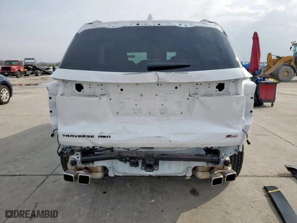 2024 Chevrolet Traverse AWD Z71 with VIN 1GNEVJKS1RJ141542, listed as a Copart auction lot 47541925 with 7,582 mi miles and Salvage Title. Bid and sale history available at carsss.com. Image 6.