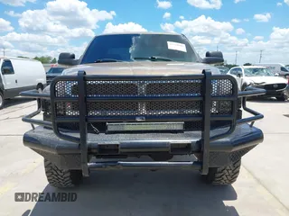 2001 Dodge 2500 z VIN 3B7KF236X1G711561, wystawiony jako IAAI lot #42168089 z przebiegiem 221 062 mil mil oraz . Historia ofert i sprzedaży dostępna na DreamBid. Obrazek 12.