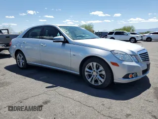 2011 Mercedes-Benz E 350 Luxury z VIN WDDHF2EB7BA381663, wystawiony jako Copart lot #56418105 z przebiegiem 122 943 mil mil oraz Szkoda całkowita • Salvage title. Historia ofert i sprzedaży dostępna na DreamBid. Obrazek 4.