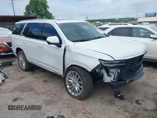2023 Cadillac Escalade 4WD Premium Luxury z VIN 1GYS4BKL5PR512191, wystawiony jako IAAI lot #42296820 z przebiegiem 36 889 mil mil oraz . Historia ofert i sprzedaży dostępna na DreamBid. Obrazek 1.