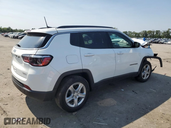 2023 Jeep Compass Latitude z VIN 3C4NJDBN6PT562209, wystawiony jako Copart lot #59638715 z przebiegiem 45 360 mil mil oraz Szkoda całkowita • Salvage title. Historia ofert i sprzedaży dostępna na DreamBid. Obrazek 3.
