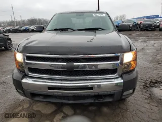 2008 Chevrolet Silverado 1500 LT w/1LT with VIN 1GCEC19078Z248694, listed as a Copart auction lot 85511574 with 248,640 mi miles and Clean Title. Bid and sale history available at carsss.com. Image 5.