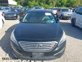 2015 Hyundai Sonata 2.4L SE with VIN 5NPE24AF0FH163432, listed as a IAAI auction lot 42005069 with 186,390 mi miles. Bid and sale history available at carsss.com. Image 6.