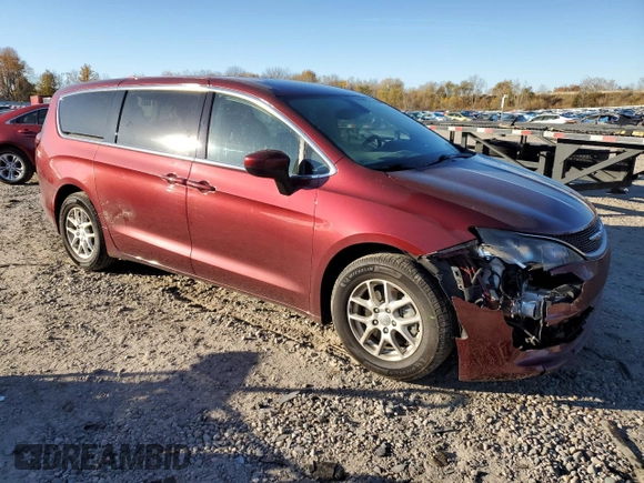 2017 Chrysler Pacifica Touring with VIN 2C4RC1DG6HR723414, listed as a Copart auction lot 77322544 with 105,915 mi miles and Salvage Title. Bid and sale history available at DreamBid. Image 4.