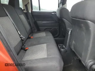 2010 Jeep Patriot Sport z VIN 1J4NF2GB8AD557735, wystawiony jako Copart lot #56532175 z przebiegiem 160 576 mil mil oraz Szkoda całkowita • Salvage title. Historia ofert i sprzedaży dostępna na DreamBid. Obrazek 11.