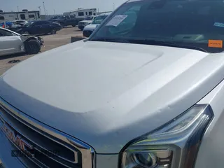 2017 GMC Yukon SLT z VIN 1GKS1BKC2HR378437, wystawiony jako IAAI lot #41923260 z przebiegiem 127 356 mil mil oraz . Historia ofert i sprzedaży dostępna na DreamBid. Obrazek 6.