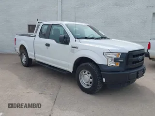 2017 Ford F-150 XL z VIN 1FTFX1EF9HKC49485, wystawiony jako IAAI lot #42229882 z przebiegiem 121 788 mil mil oraz . Historia ofert i sprzedaży dostępna na DreamBid. Obrazek 1.