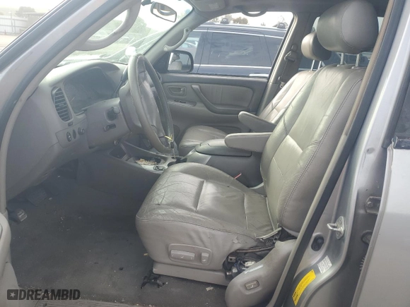 2002 Toyota Sequoia Limited with VIN 5TDZT38A92S106721, listed as a Copart auction lot 44835235 with 193,676 mi miles and Clean Title. Bid and sale history available at carsss.com. Image 7.