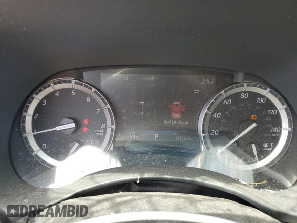 2022 Toyota Highlander XLE z VIN 5TDGZRBH3NS254141, wystawiony jako Copart lot #55397545 z przebiegiem 12 352 mil mil oraz Szkoda całkowita • Salvage title. Historia ofert i sprzedaży dostępna na DreamBid. Obrazek 9.